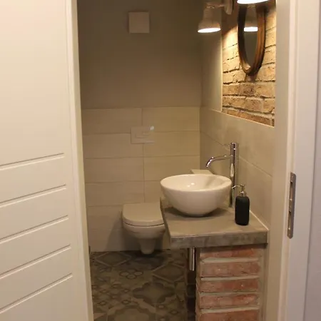 Ackerbuergerhof No. 9 *