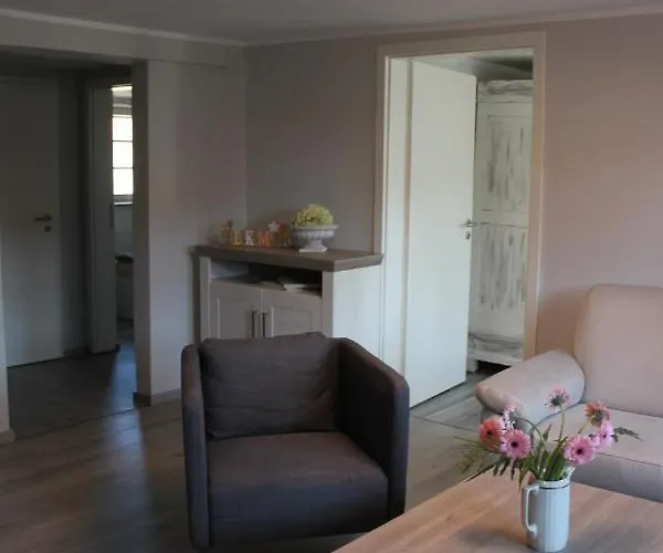 Ackerbuergerhof No. 9 * Quedlinburg